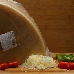 جبن بارميزان ايطالي